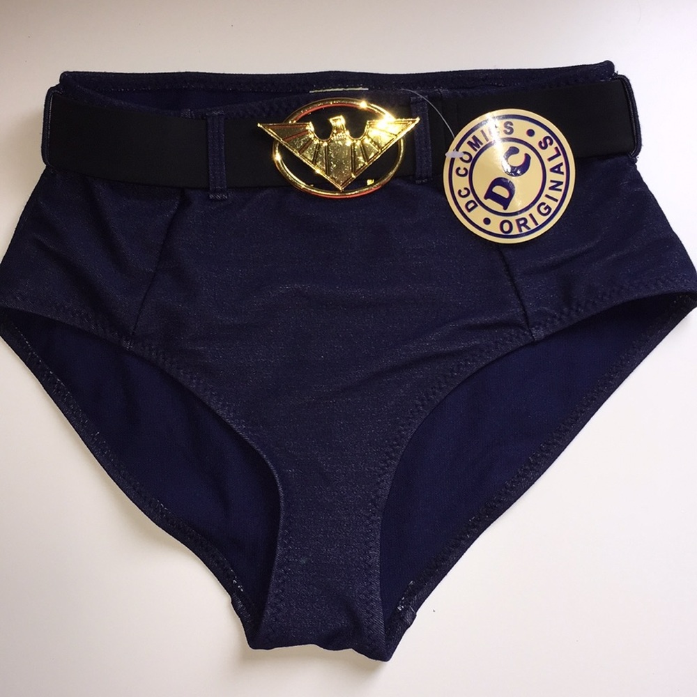 Adorable D C comics bathing suit bottom💙
